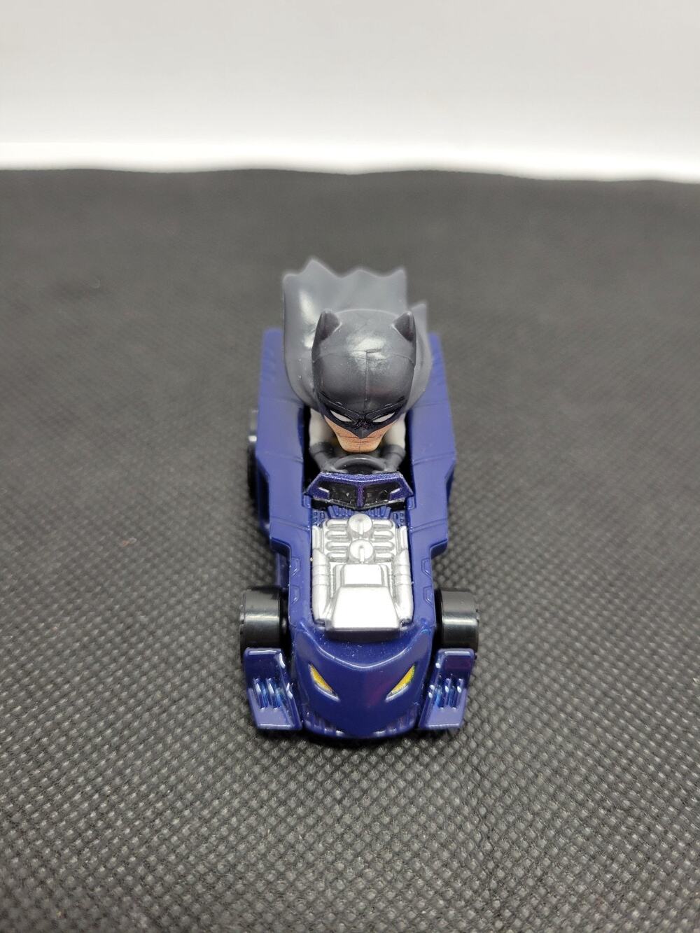 Hot Wheels RacerVerse DC Batman Batmobile